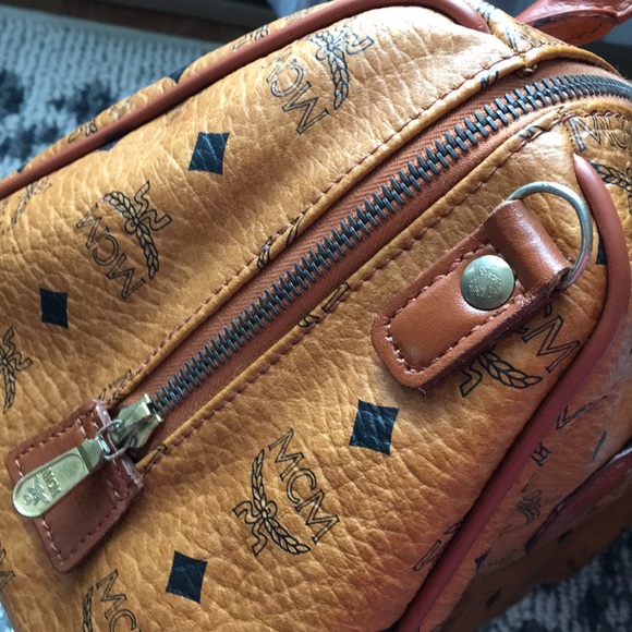 MCM boston 32 - Picture 9 of 11